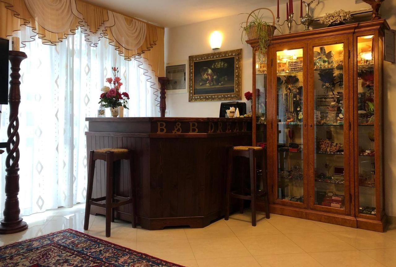 Dream Hotel Favaro Veneto Luaran gambar
