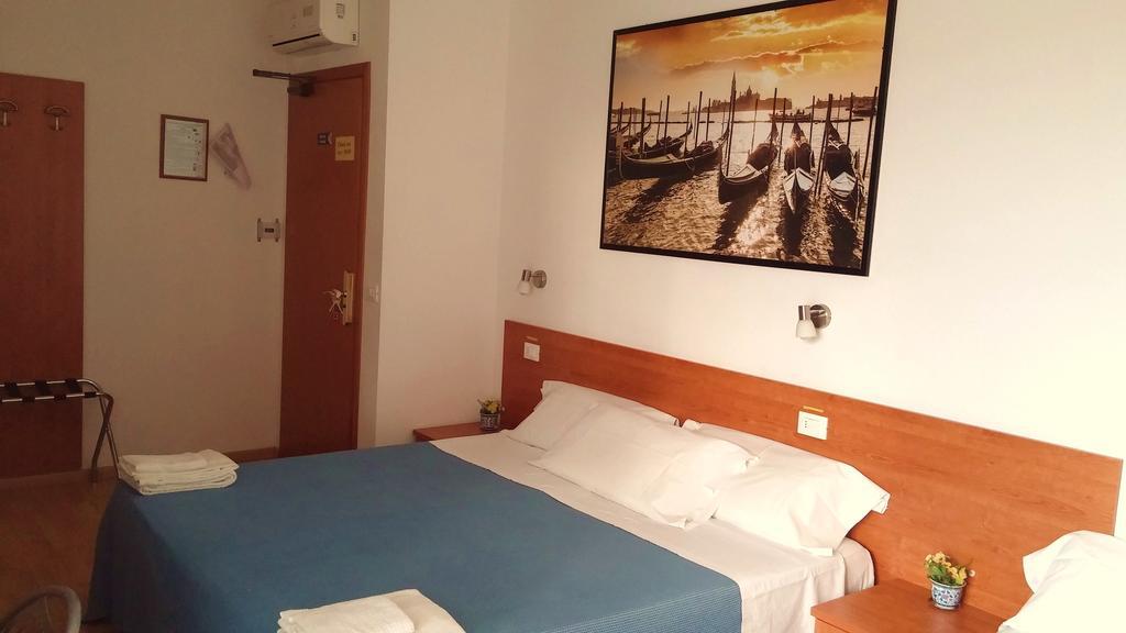 Dream Hotel Favaro Veneto Bilik gambar