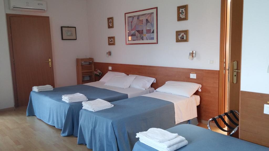 Dream Hotel Favaro Veneto Bilik gambar
