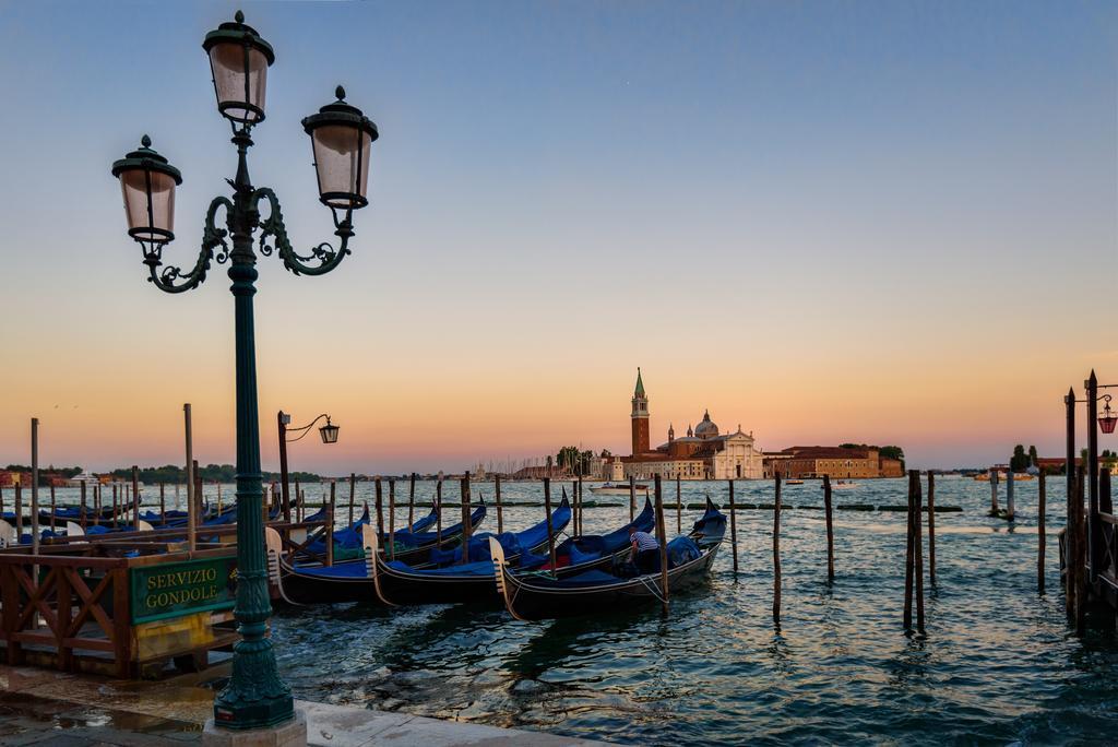 Dream Hotel Favaro Veneto Luaran gambar